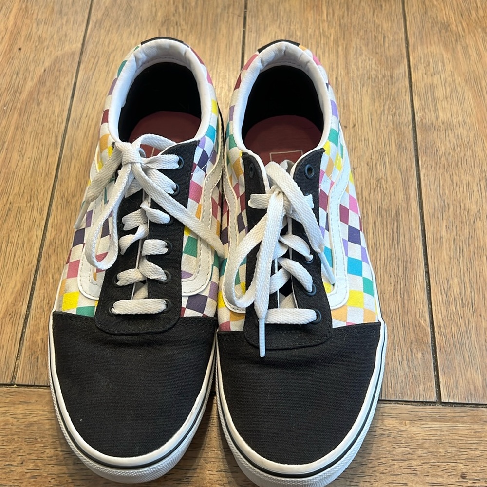 Missy Vans Ward Checkerboard Shoes Size 4.5